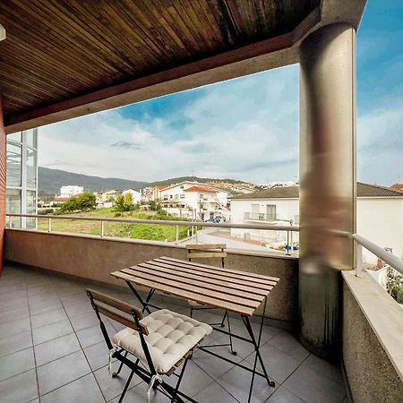 Comfortable Apartment In Viana Do Castelo Esterno foto