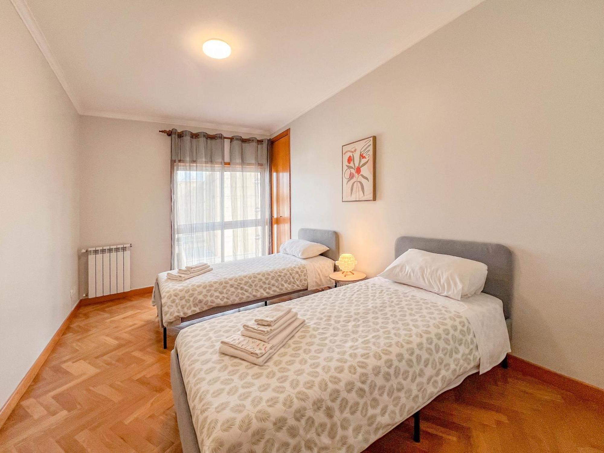 Comfortable Apartment In Viana Do Castelo Esterno foto