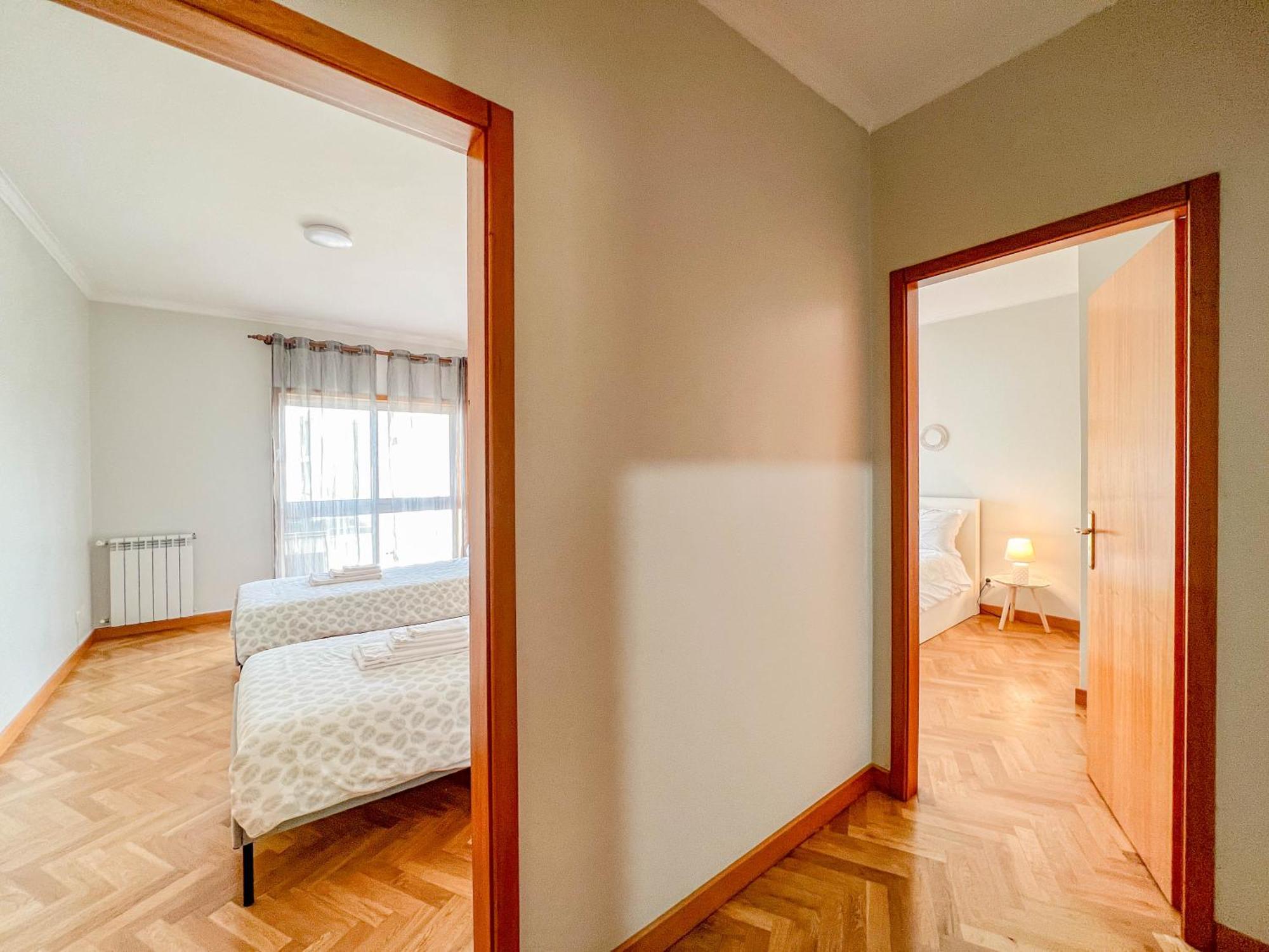 Comfortable Apartment In Viana Do Castelo Esterno foto