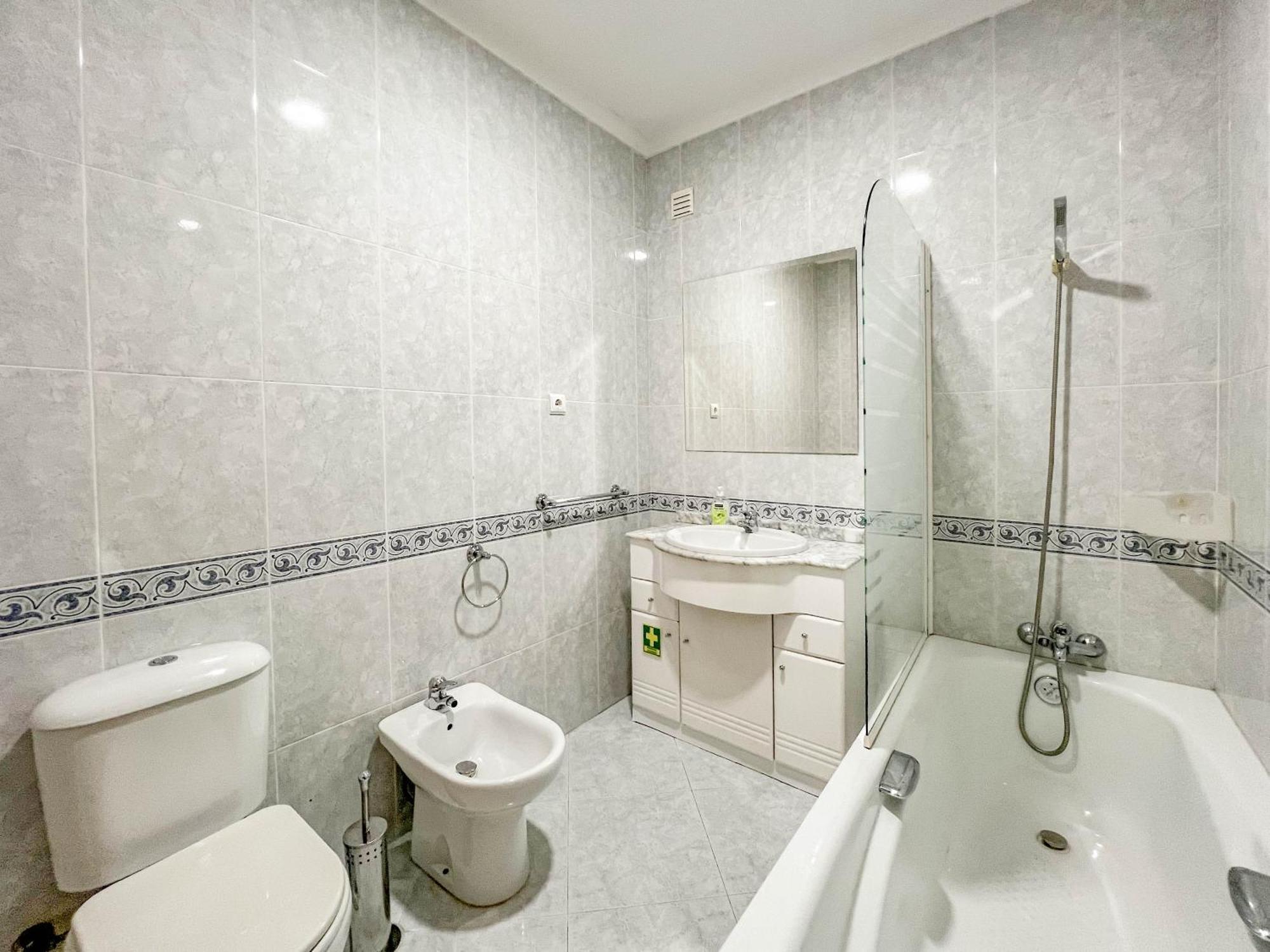 Comfortable Apartment In Viana Do Castelo Esterno foto